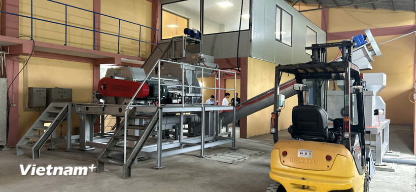 Khu vực Trạm trung chuyển xử lý rác hữu cơ Phú Minh. (Ảnh: PV/Vietnam+)