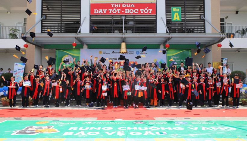 Gần 1.000 học sinh Thủ đô tham dự Ngày hội Tiếng Anh "góp sức" bảo vệ gấu