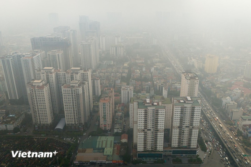 Hà Nội ô nhiễm không khí ở mức cao. (Ảnh: Hoài Nam/Vietnam+)