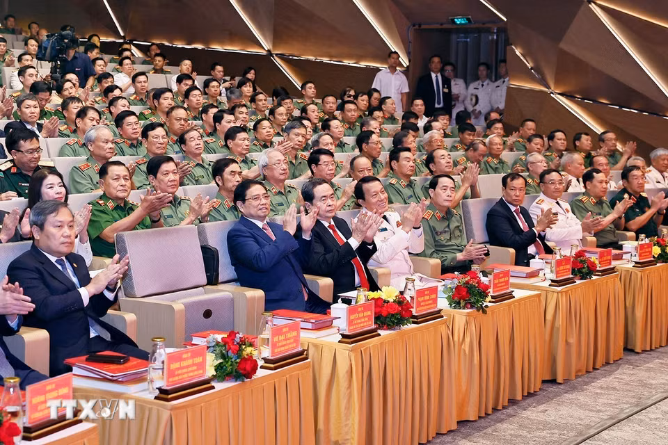 Chủ tịch Quốc hội Trần Thanh Mẫn và đại biểu dự Lễ kỷ niệm. (Ảnh: Doãn Tấn/TTXVN)
