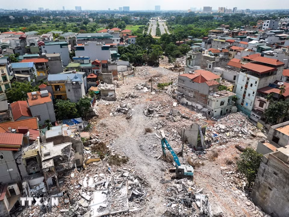 Tuyến Tây Thăng Long kỳ vọng góp phần tăng kết nối khu Tây Bắc Hà Nội sau khi hoàn thành. (Ảnh: Lê Đông/TTXVN)
