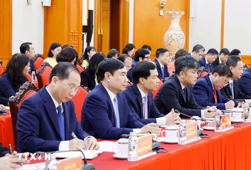 Các đại biểu tham dự cuộc làm việc. (Ảnh: Thống Nhất/TTXVN)