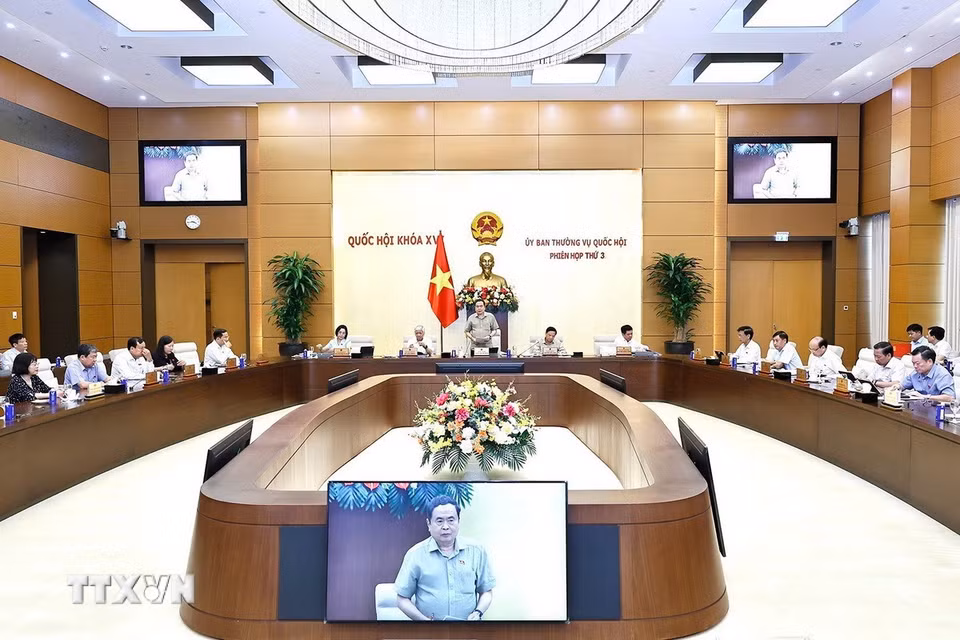 Chủ tịch Bet88app còn khuyến mãi Trần Thanh Mẫn phát biểu bế mạc phiên họp. (Ảnh: Doãn Tấn/TTXVN)