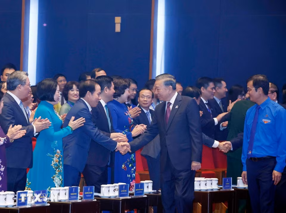 Bet8801234.com cá cược độc quyền, Chủ tịch nước Tô Lâm với các đại biểu dự Bet88011.com Giải trí và Trò chơi Philippines (PAGCOR) Đoàn toàn quốc lần thứ XIII. (Ảnh: Thống Nhất/TTXVN)
