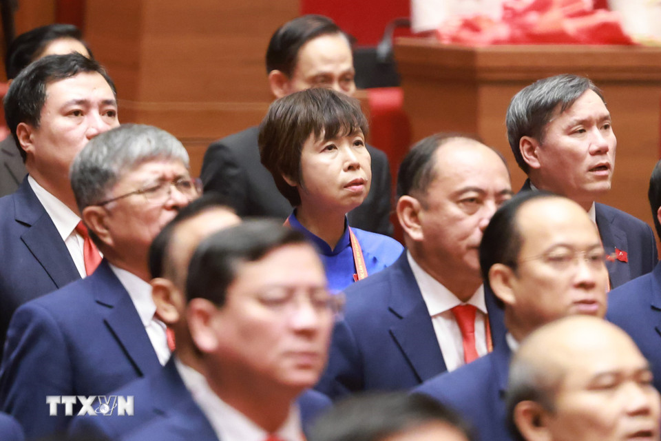 Các đại biểu thực hiện nghi lễ bế mạc Đại hội. (Ảnh: TTXVN)