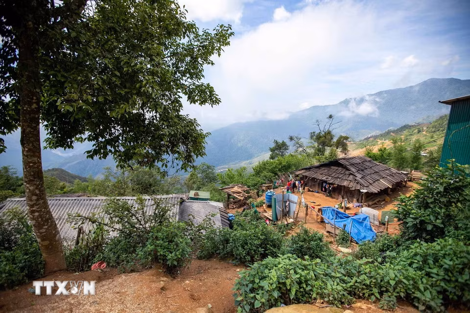 Thành lập năm 1988, bản Làng Sáng nằm ở vùng lõi của rừng đặc dụng Tà Xùa, với đa phần là người Mông. (Ảnh: Trọng Đạt/TTXVN)