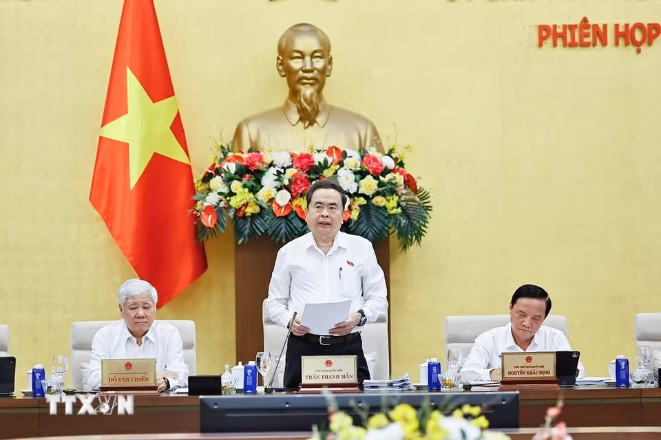 Chủ tịch Quốc hội Trần Thanh Mẫn phát biểu khai mạc Phiên họp thứ 4 của Ủy ban Thường vụ Quốc hội. (Ảnh: Doãn Tấn/TTXVN)