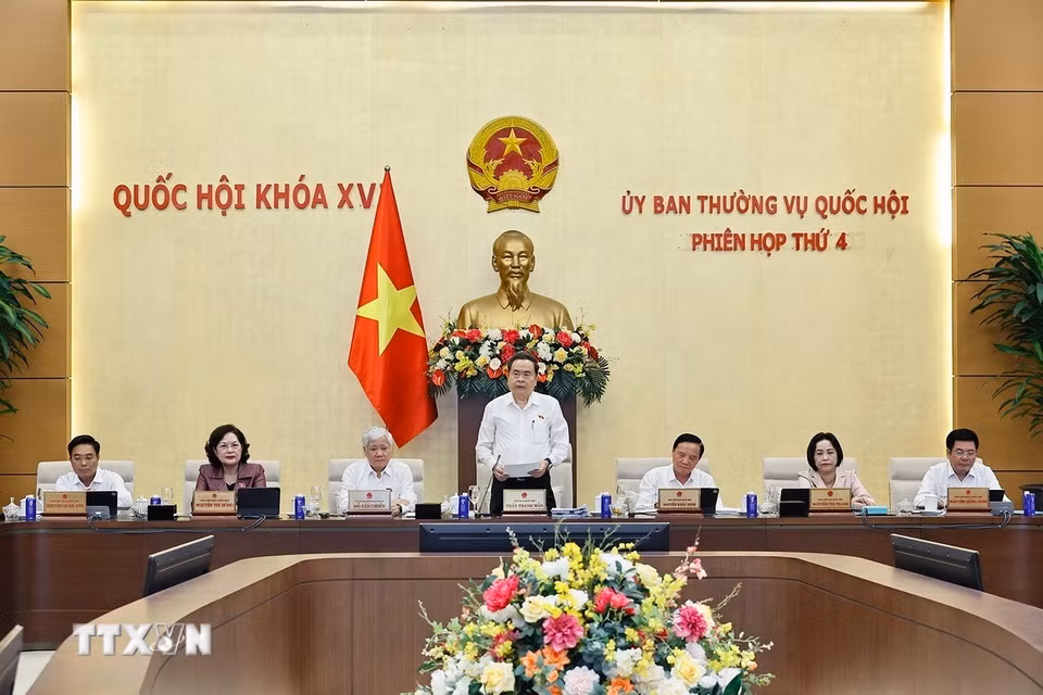 Chủ tịch Quốc hội Trần Thanh Mẫn phát biểu khai mạc Phiên họp thứ 4 của Ủy ban Thường vụ Quốc hội. (Ảnh: Doãn Tấn/TTXVN)