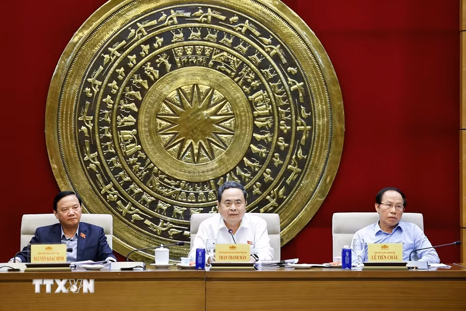 Chủ tịch Quốc hội Trần Thanh Mẫn, Trưởng ban Ban Chỉ đạo về tổng rà soát hệ thống văn bản quy phạm pháp luật, phát biểu. (Ảnh: Doãn Tấn/TTXVN)
