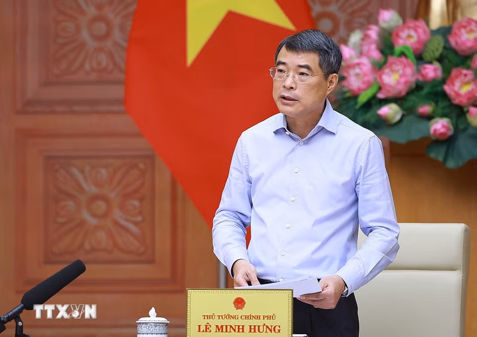 Thủ tướng Lê Minh Hưng làm việc với lãnh đạo Bộ Văn hóa, Thể thao và Du lịch. (Ảnh: Dương Giang/TTXVN)