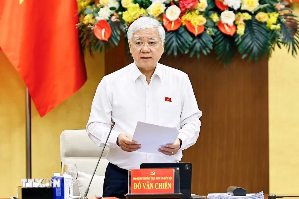 Ủy viên Bộ Chính trị, Phó Bí thư Thường trực Đảng ủy Quốc hội, Phó Chủ tịch Thường trực Quốc hội Đỗ Văn Chiến phát biểu. (Ảnh: Doãn Tấn/TTXVN)