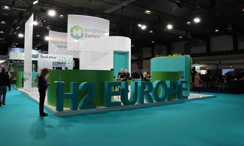 Toàn cảnh triển lãm Hydrogen trong khuôn khổ Tuần lễ Hydrogen châu Âu tháng 11/2023. (Ảnh: Hương Giang/TTXVN)
