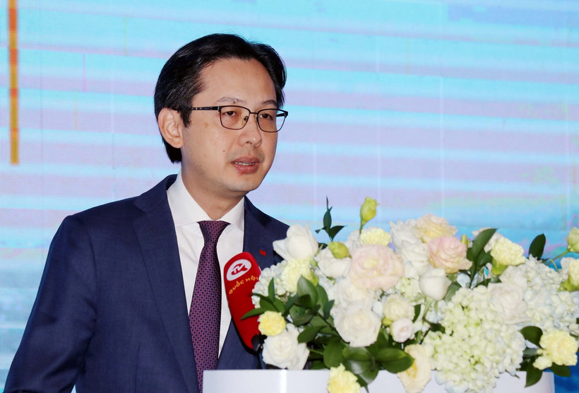 Thứ trưởng Bộ Ngoại giao Đỗ Hùng Việt phát biểu tại hội thảo. (Ảnh: Văn Đức/TTXVN)