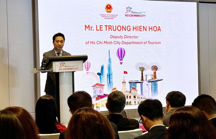 Ông Lê Trương Hiền Hòa, Phó Giám đốc Sở Du lịch Thành phố Hồ Chí Minh phát biểu tại hội thảo. (Ảnh Đỗ Vân/TTXVN)
