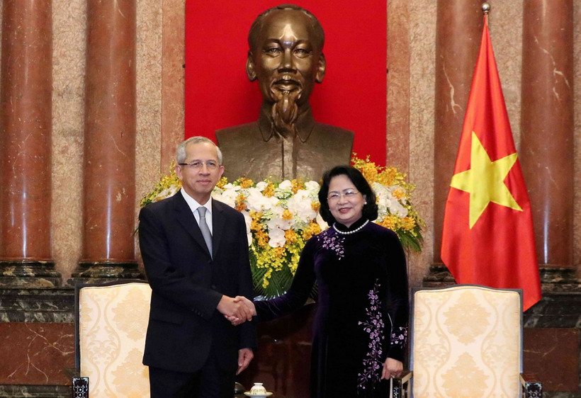 Phó Chủ tịch nước Đặng Thị Ngọc Thịnh tiếp ông Cheep Jullamon, Chánh án Tòa án tối cao Thái Lan đang ở thăm và làm việc tại Việt Nam. (Ảnh: Văn Điệp/TTXVN)