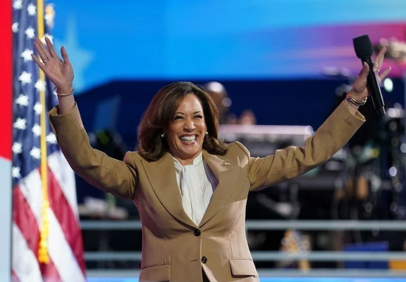 Phó Tổng thống Mỹ Kamala Harris giành được sự ủng hộ lớn tại Đại hội toàn quốc của đảng Dân chủ ở Chicago, Illinois, ngày 19/8/2024. (Ảnh: Reuters/TTXVN)