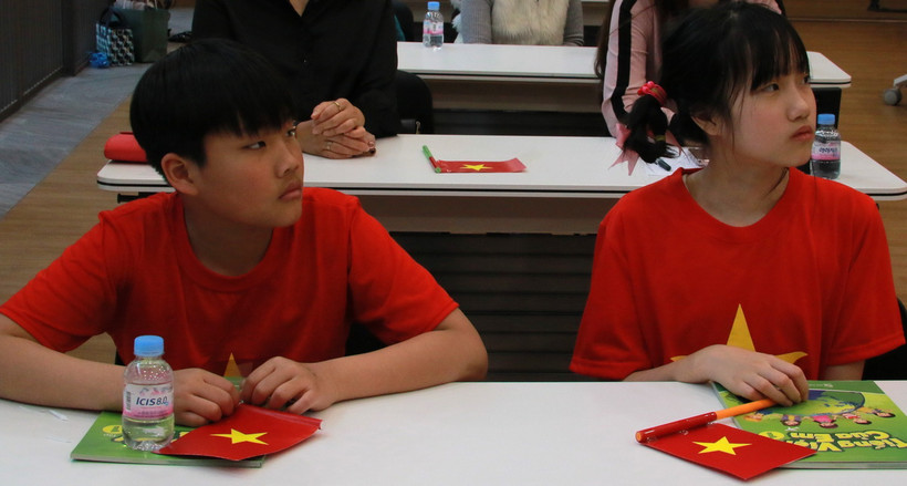 Các em nhỏ trong các gia đình văn hóa tại Hàn Quốc. (Ảnh: Đức Thắng/TTXVN)