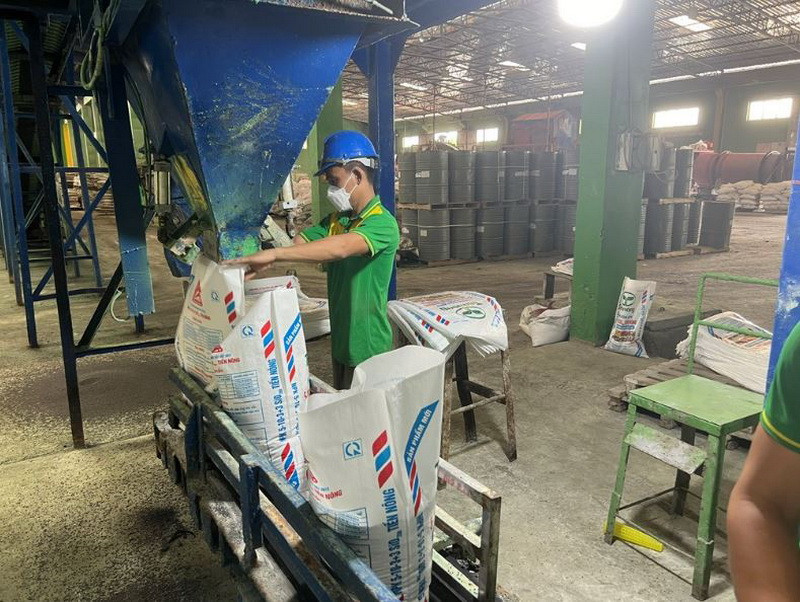 Một dây chuyền sản xuất phân bón chứa silic. (Nguồn: BNEWS/TTXVN)