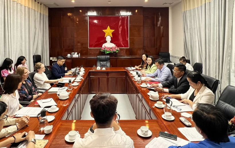 Quang cảnh buổi làm việc. (Ảnh: Ánh Tuyết/TTXVN)