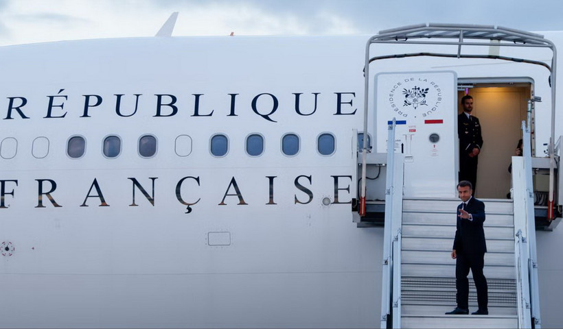Tổng thống Pháp Emmanuel Macron đã bay tới vùng lãnh thổ New Caledonia của nước này ở Thái Bình Dương. (Nguồn: Independent)