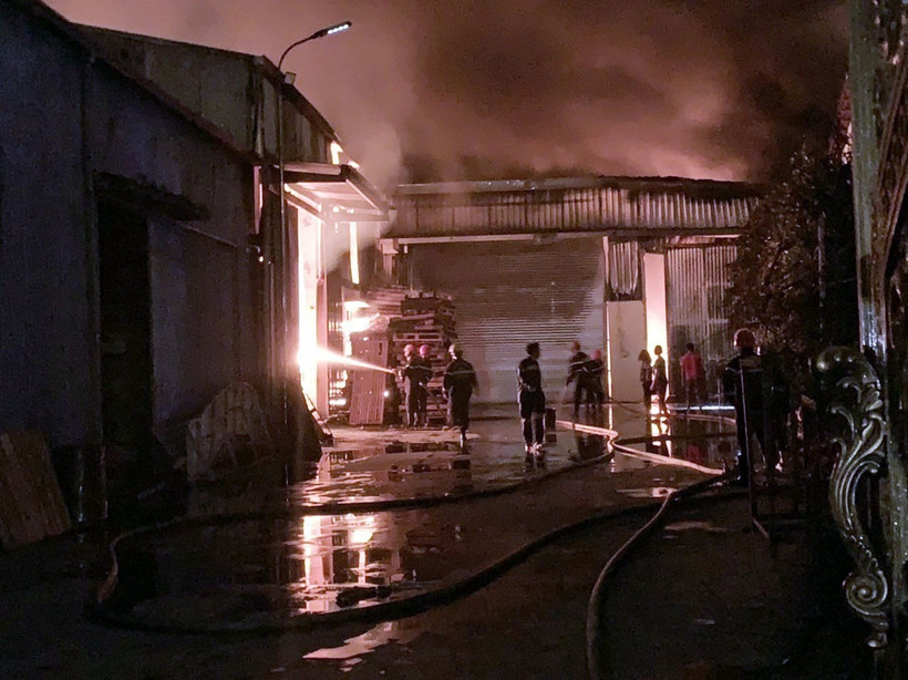 Hiện trường vụ cháy. (Ảnh: Mạnh Tú/TTXVN)