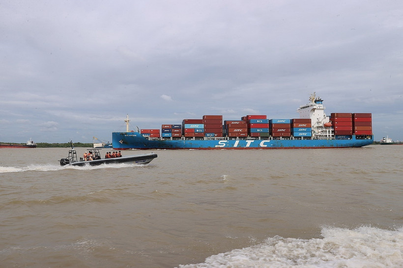 Địa điểm thực hiện dự án tại huyện Nhà Bè và huyện Cần Giờ, trong đó điểm đầu tại vị trí nằm trên Đường 15B theo quy hoạch, cách rạch Mương Ngang khoảng 500m về phía Bắc và điểm cuối dự án kết nối vào đường Rừng Sác tại lý trình Km2+100 trên đường Rừng Sác. (Ảnh: Dương Giang/TTXVN)