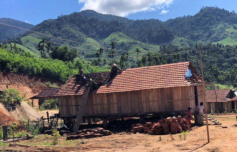 Truyền thông và giảm nghèo về thông tin là một trong 7 dự án thuộc Chương trình Mục tiêu Quốc gia Giảm nghèo Bền vững Giai đoạn 2021-2025. (Ảnh: Đinh Hương/TTXVN)