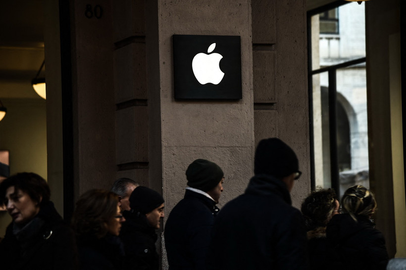 Một cửa hàng của Apple. (Ảnh: AFP/TTXVN)