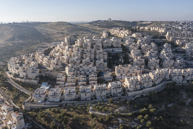 Khu định cư Do Thái Har Homa trên đồi Jebel Abu Ghneim, phía Đông Jerusalem ngày 2/5/2023. (Ảnh: AFP/TTXVN)