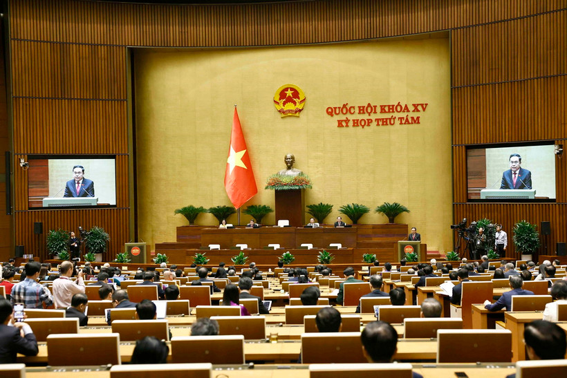 Chủ tịch Quốc hội Trần Thanh Mẫn phát biểu bế mạc Kỳ họp thứ 8, Quốc hội khóa XV. (Ảnh: Doãn Tấn/TTXVN)