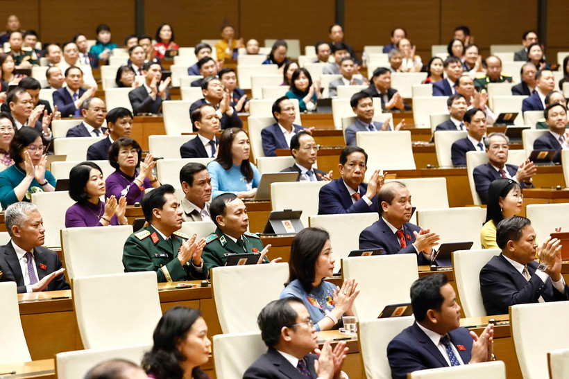 Đại biểu Quốc hội tại phiên bế mạc. (Ảnh: TTXVN)