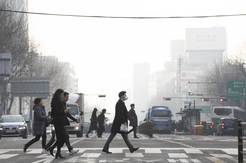 Bụi mịn bao phủ bầu trời Seoul, Hàn Quốc, ngày 22/2/2019. (Nguồn: Yonhap/TTXVN) 