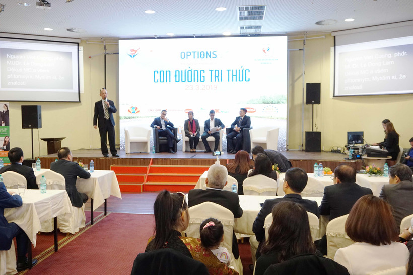 Quang cảnh buổi hội thảo. (Ảnh: Hồng Kỳ/Vietnam+)