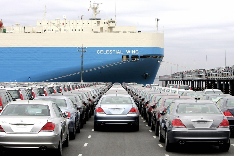 Xe ôtô của Tập đoàn Honda, Nhật Bản, chờ để xếp lên tàu hàng tại cảng Narashino, ngoại ô Tokyo. (Nguồn: AFP/TTXVN) 