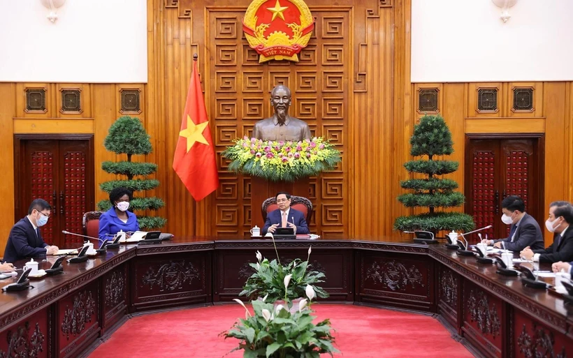 Thủ tướng Chính phủ Phạm Minh Chính tiếp bà Victoria Kwakwa, Phó Chủ tịch Ngân hàng Thế giới. (World Bank. (Ảnh: Dương Giang/TTXVN) 
