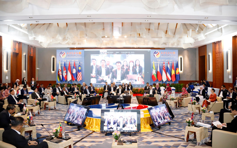 Toàn cảnh Hội nghị Bộ trưởng Kinh tế ASEAN hẹp lần thứ 30 (AEMR-30). (Ảnh: Phạm Kiên/TTXVN)