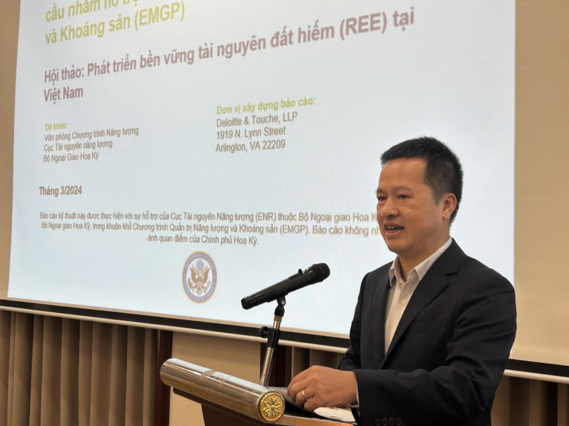 Ông Lê Quốc Hùng, Phó Cục trưởng Cục Địa chất Việt Nam, phát biểu tại khóa tập huấn. (Ảnh: Diệu Thúy/TTXVN)