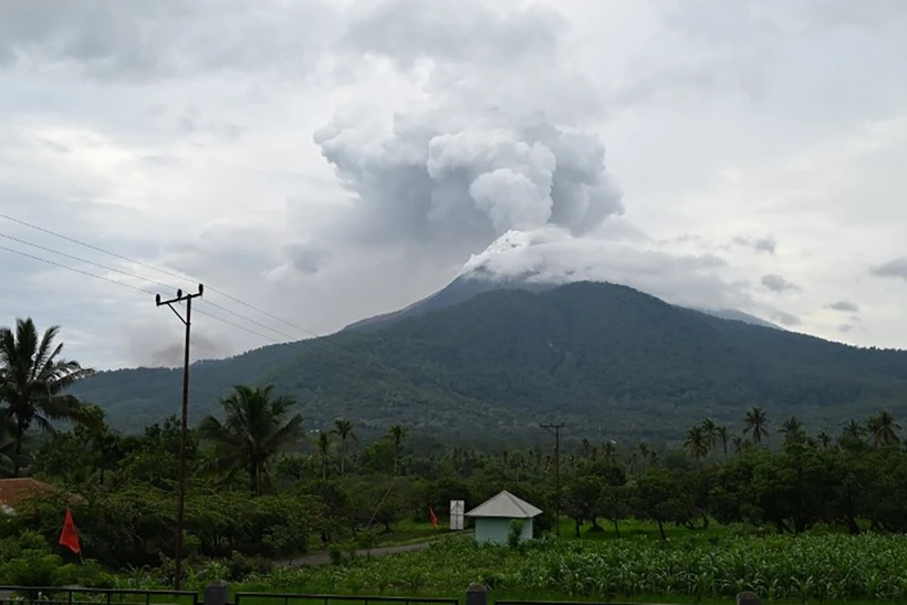 Một núi lửa ở Indonesia. (Ảnh: THX/TTXVN)