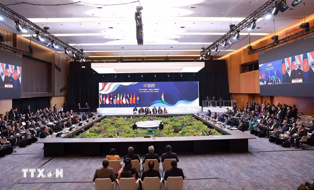 ttxvn-thu-tuong-tham-du-hoi-nghi-cap-cao-asean-an-do-lan-thu-22-4.jpg