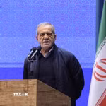 Tổng thống Iran Masoud Pezeshkian. (Ảnh: IRNA/TTXVN)