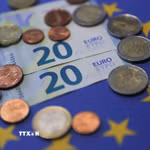 Đồng tiền euro tại Brussels, Bỉ. (Ảnh: THX/TTXVN phát)