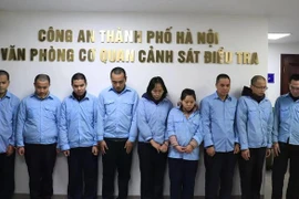 Chín đối tượng tại cơ quan công an. (Nguồn: Công an thành phố Hà Nội)