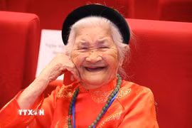 Mẹ Việt Nam Anh hùng dự Hội nghị Tri ân người có công với cách mạng toàn quốc năm 2026. (Ảnh: Văn Điệp/TTXVN)