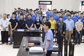 Toàn cảnh phiên tòa. (Ảnh: TTXVN phát)