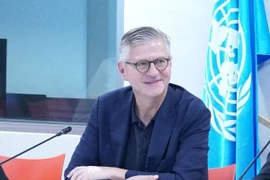 Phó Tổng Thư ký Liên hợp quốc phụ trách hoạt động gìn giữ hòa bình Jean-Pierre Lacroix phát biểu tại cuộc gặp gỡ báo chí. (Ảnh: TTXVN phát)