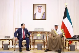 Thủ tướng Phạm Minh Chính hội kiến Hoàng Thái tử Kuwait Sheikh Sabah Al-Khaled Al-Hamad Al-Sabah. (Ảnh: Dương Giang/TTXVN)