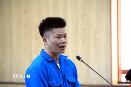 Bị cáo Vũ Văn Hà tại phiên tòa. (Ảnh: Đoàn Mạnh Dương/TTXVN)