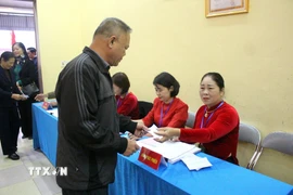 Khu vực bỏ phiếu số 1, phường Gia Sàng, tỉnh Thái Nguyên thực hiện diễn tập bầu cử theo kế hoạch của Ủy ban Bầu cử tỉnh Thái Nguyên. (Ảnh: Thu Hằng/TTXVN)