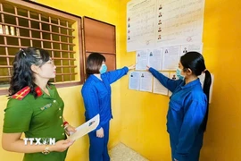 Công tác chuẩn bị cho bầu cử được thực hiện đầy đủ, chu đáo, nhằm bảo đảm quyền và nghĩa vụ của người bị tạm giữ, tạm giam. (Ảnh: TTXVN phát)