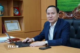 Ông Đặng Đình Đức, Phó Chủ tịch Thường trực Cơ quan điều hành IFC Đà Nẵng, trả lời phỏng vấn TTXVN. (Ảnh: Quốc Dũng/TTXVN)